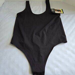 Maidenform M Women's Seamless Smoothing Bodysuit Sz 3 XL Black